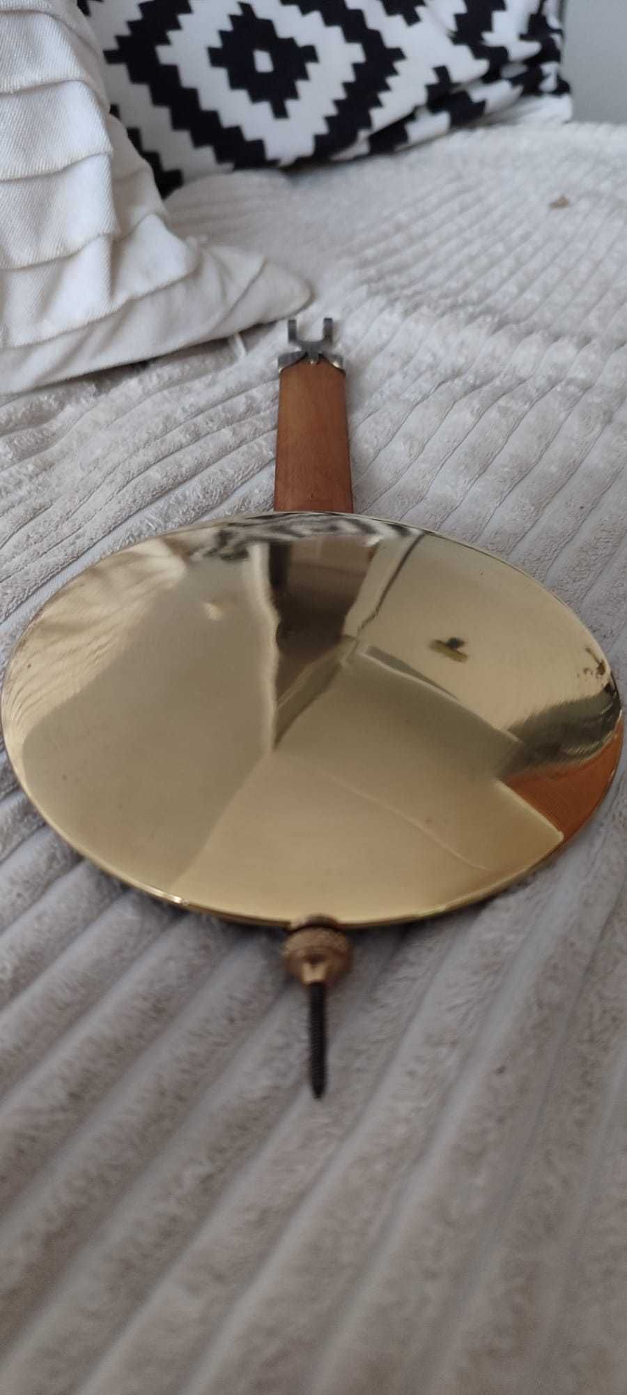 394 Zegar wiszący mechaniczny Junghans z 1949 roku antyk