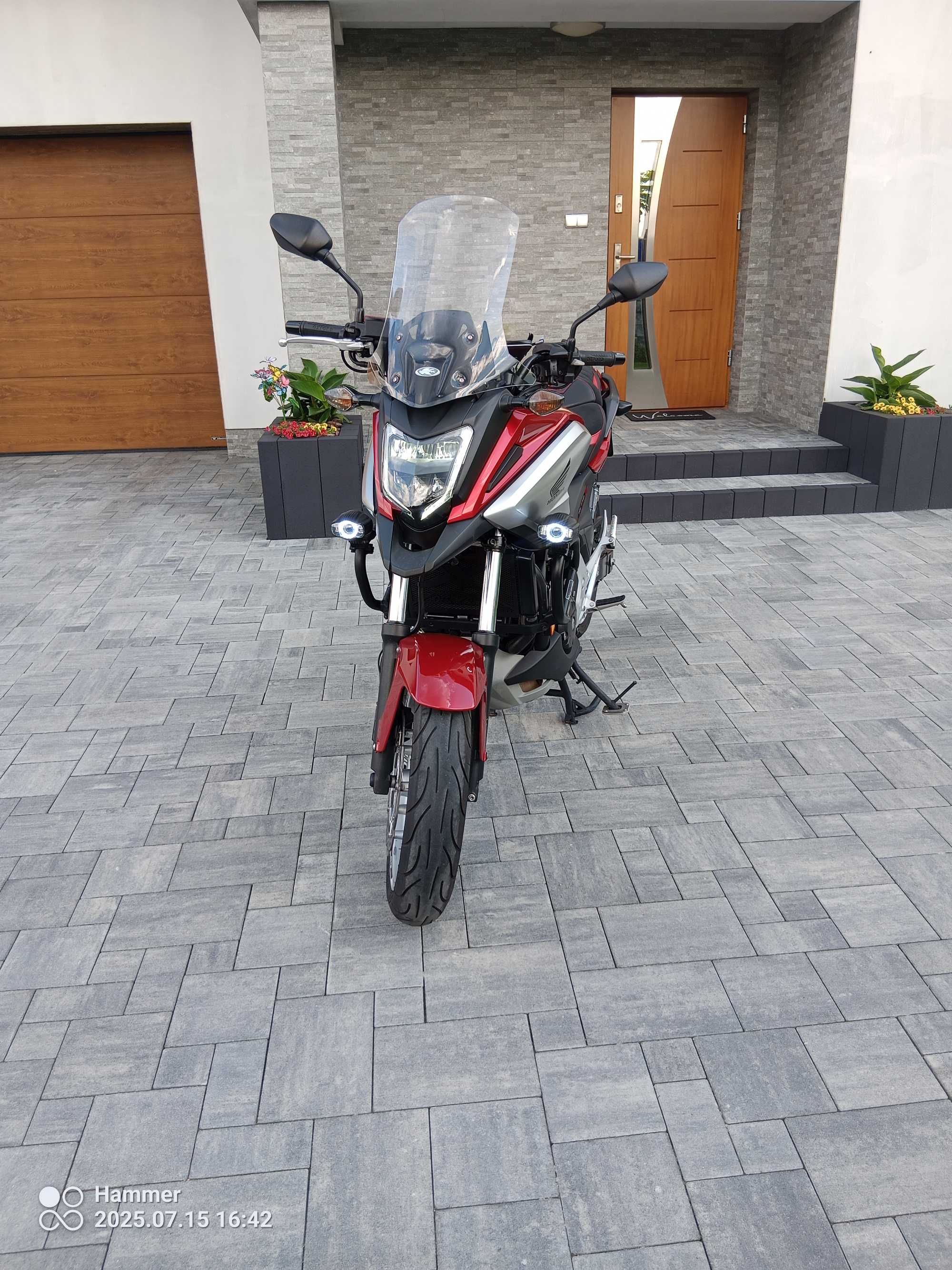 Stan bardzo dobry, dużo dodatków, salon Polska Honda Nc 750x DCT