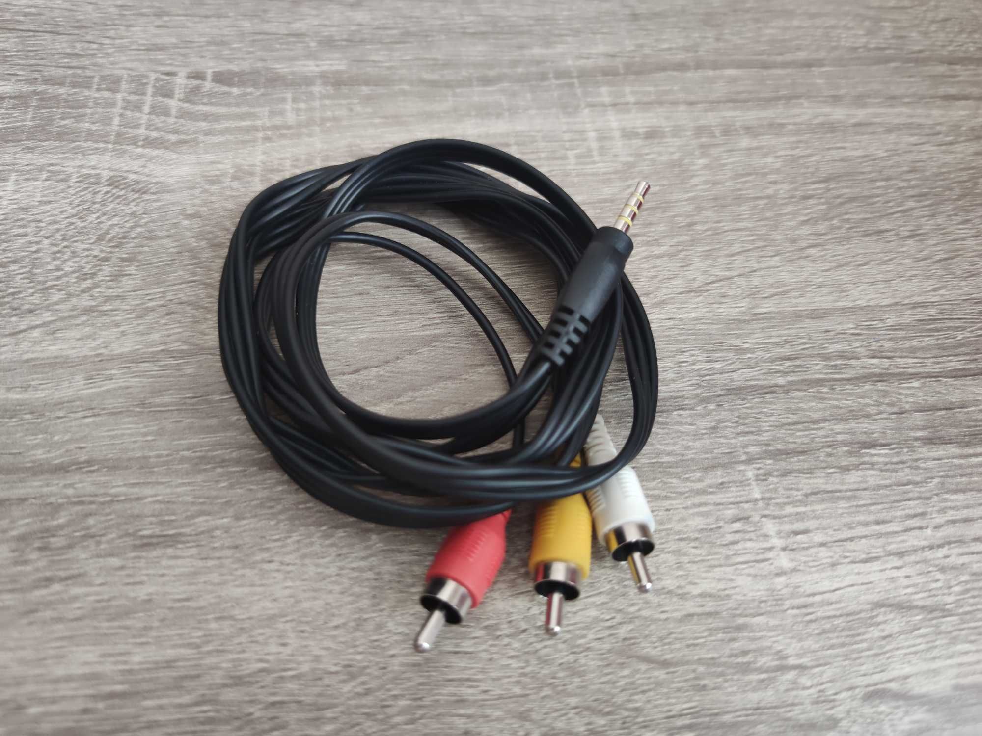 Камера Canon Legria HF200