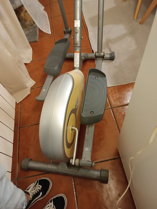 Elíptica DOMYUS FC100