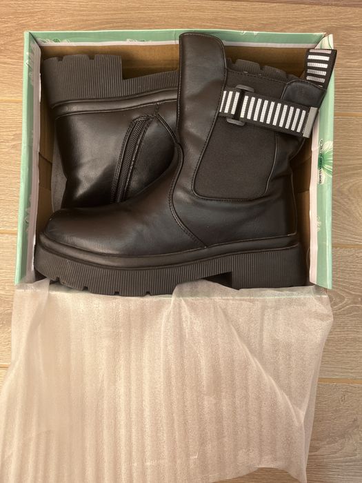 Зимние кожаные ботинки на девочку 36р., 23.5см