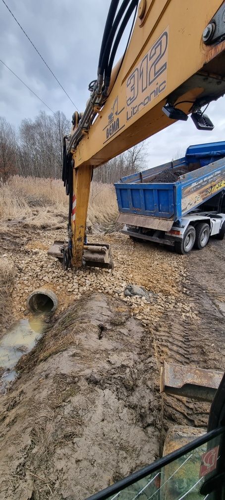 Usługi koparką gąsienicowa, kołowa, mini, ladowarka, koparko-ładowarka