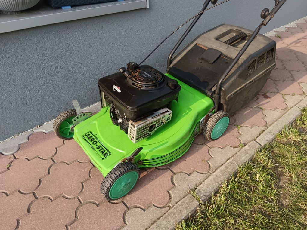 Kosiarka spalinowa Aero Star 48cm 3.5 KM Briggs bez napędu kosz