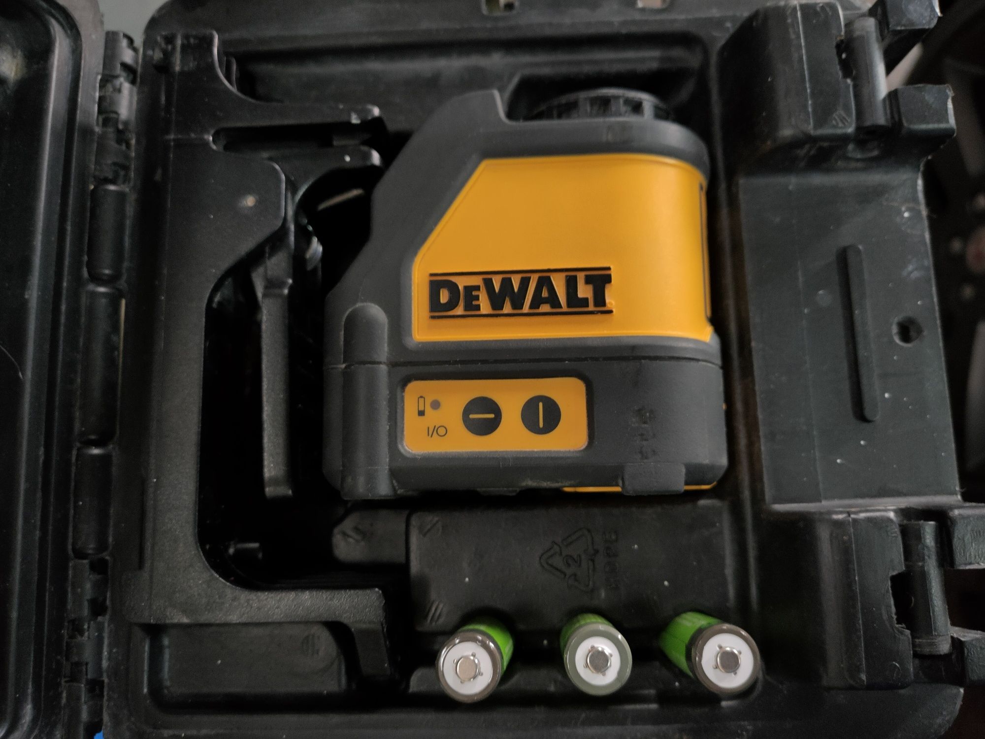 Laser Dewalt 2 linhas