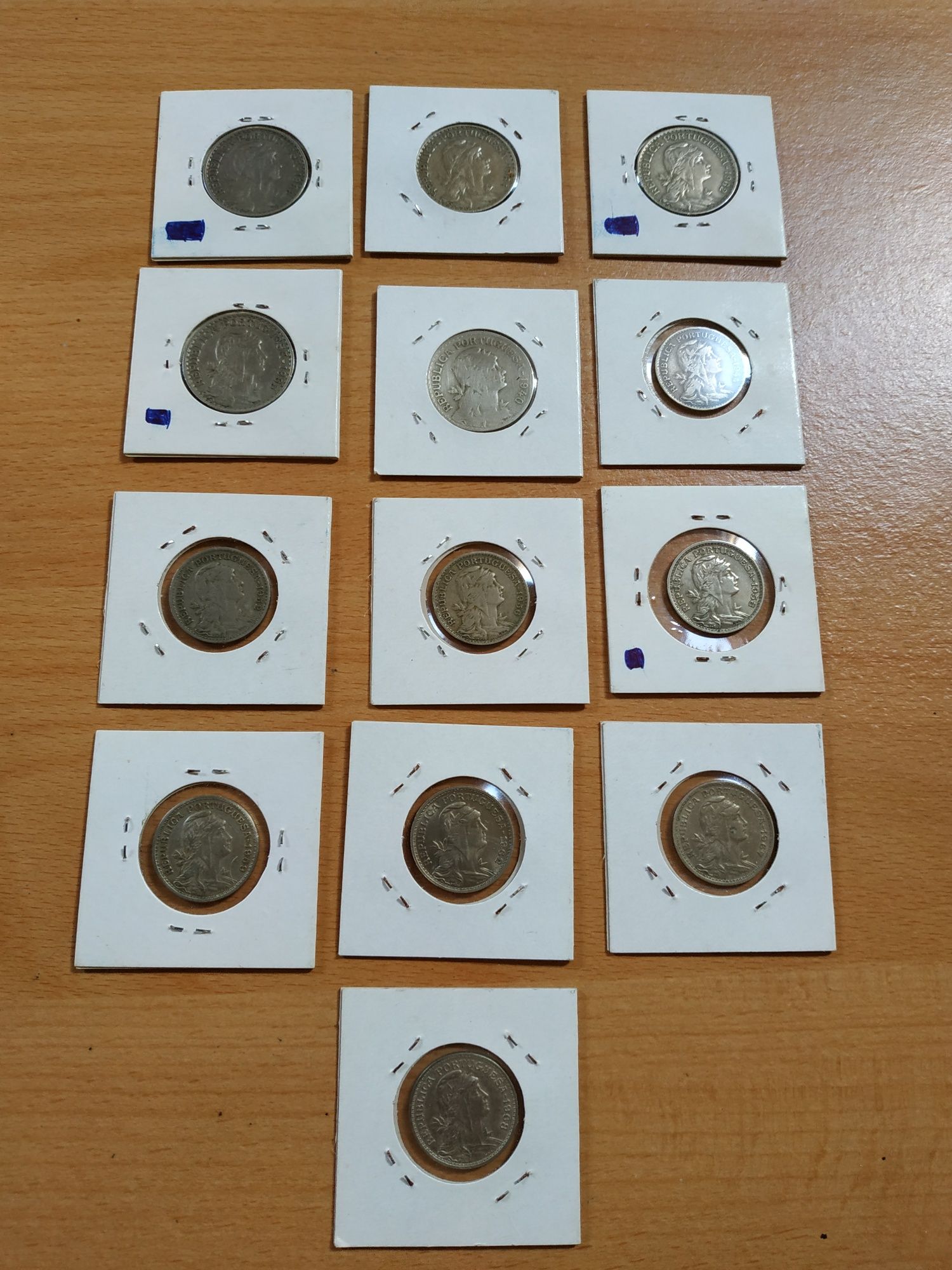 Lote de 13 Moedas Portuguesas Alpaca