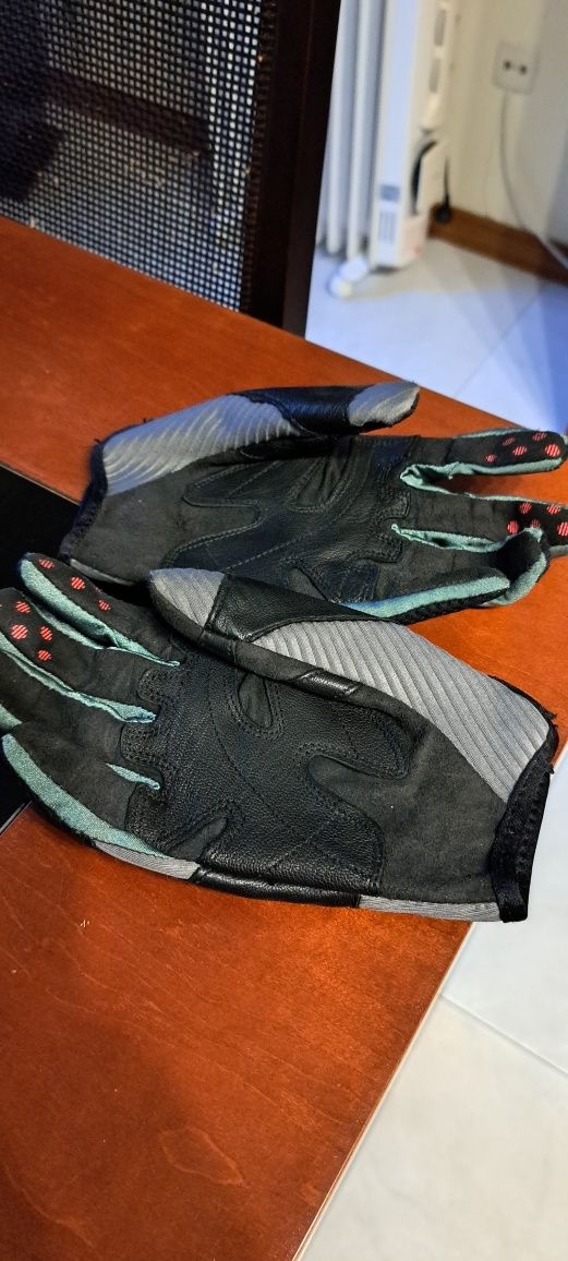 Luvas TT Scott Assault pretas