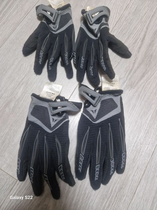 Luvas    Dainese