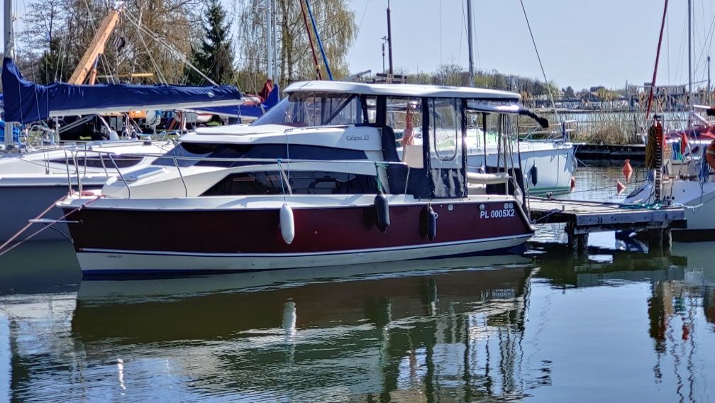 Jacht houseboat Calipso23 Lux czarter Giżycko Mazury