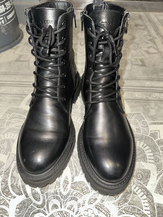 Продам чобітки Geox Respira