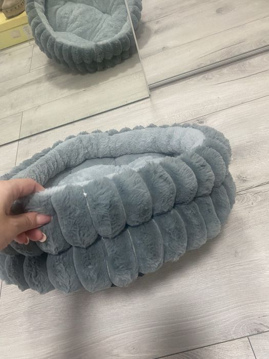 Лежанка для собаки