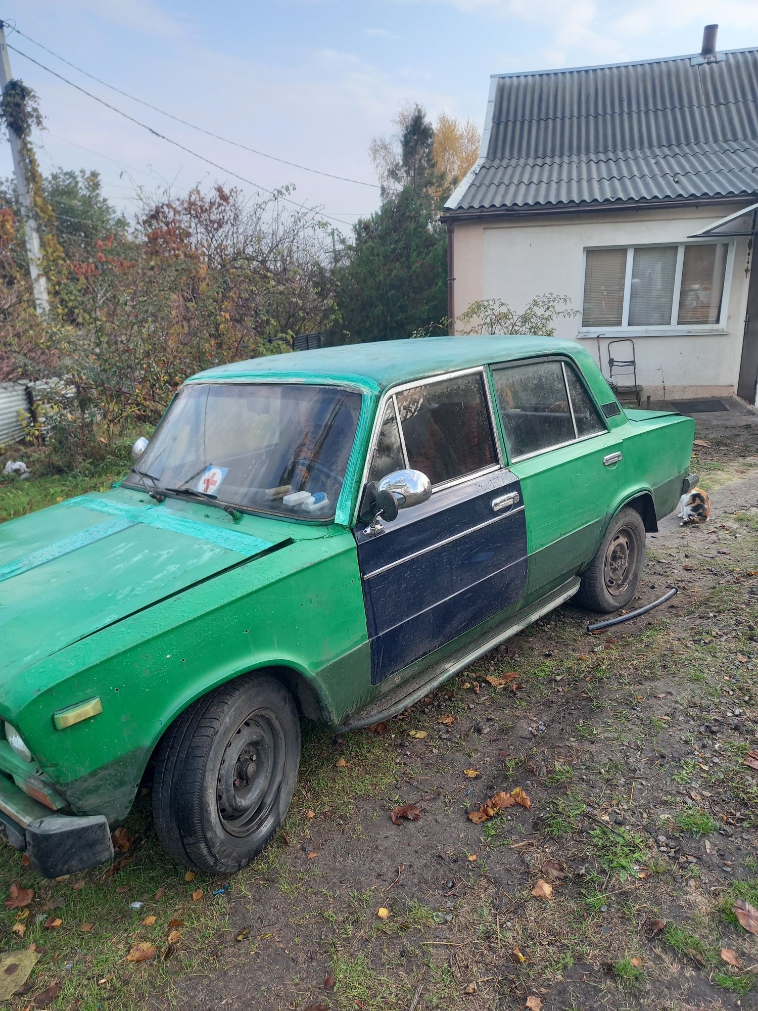 Автомобиль Ваз 2103