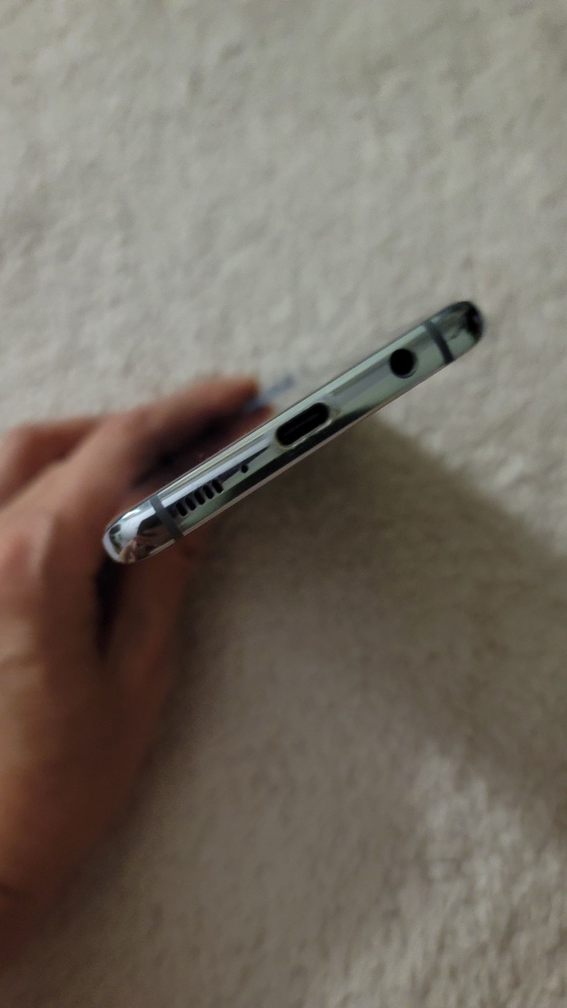 Samsung S10 G973U1 8/128гб.
Процессор Snapdragon 855