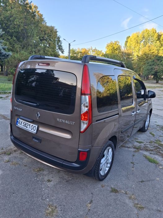 Рено  Кенго 2  Пасажир