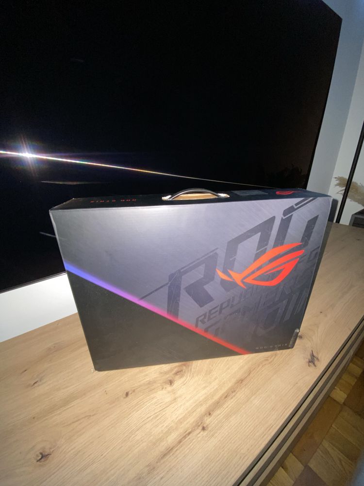 Laptop Asus rog strix g