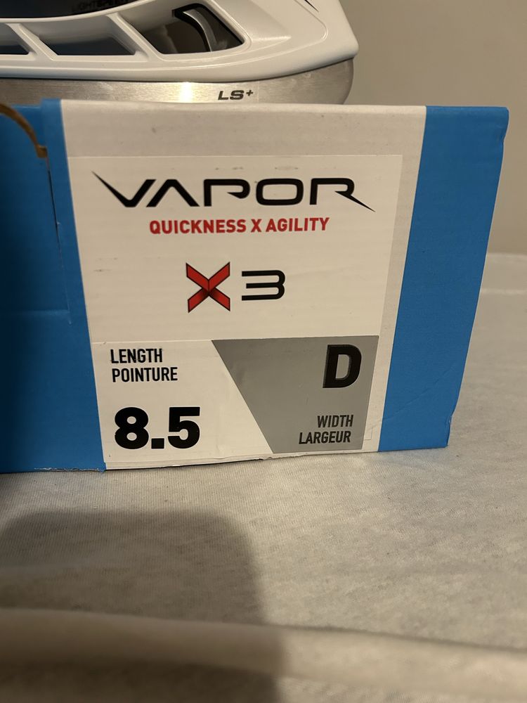 Łyżwy hokejowe Bauer Vapor X3sr s.8,5 D NOWE