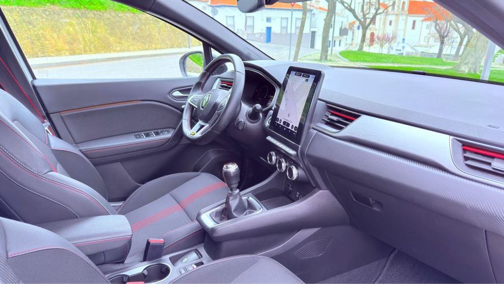 Renault Captur Rs Line com poucos kms