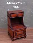 Mesa cabeceira ou de apoio vintage antiguidade