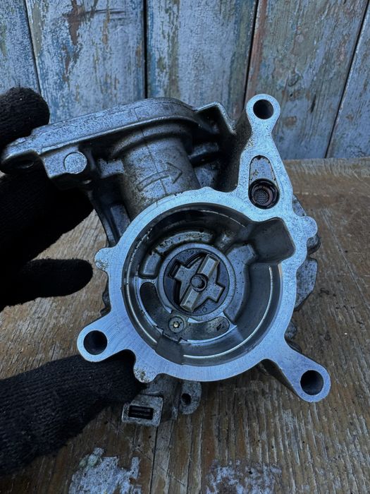 Вакуумный насос Audi A3