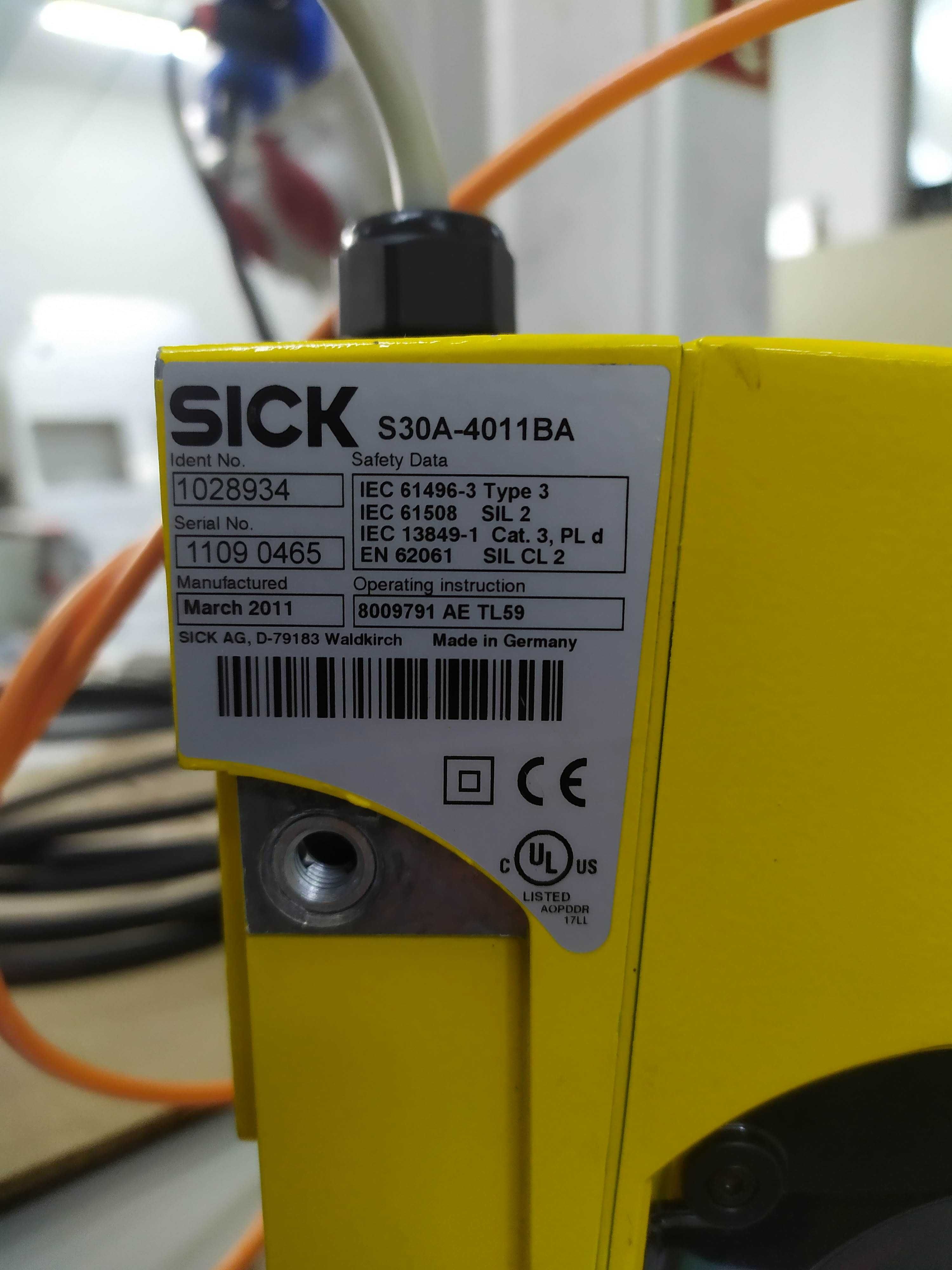 Skaner bezpieczeństwa Sick s30a-4011ba