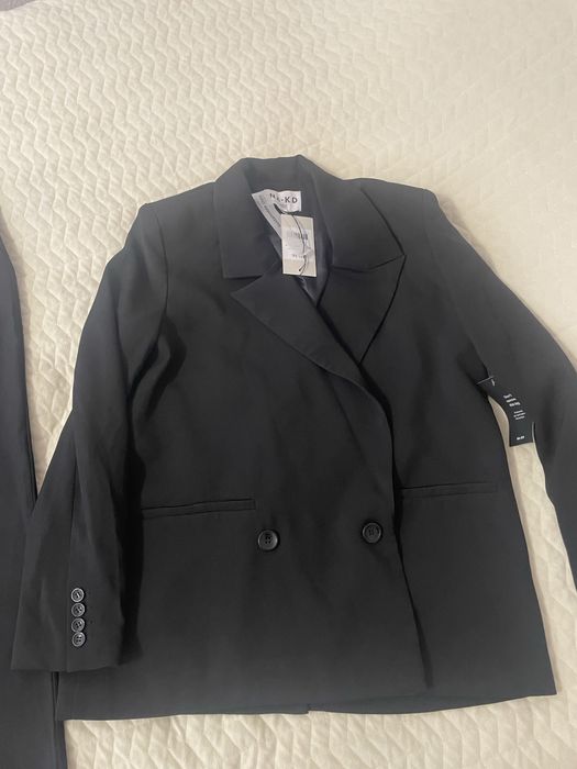 Продам одяг в фдеальному стані