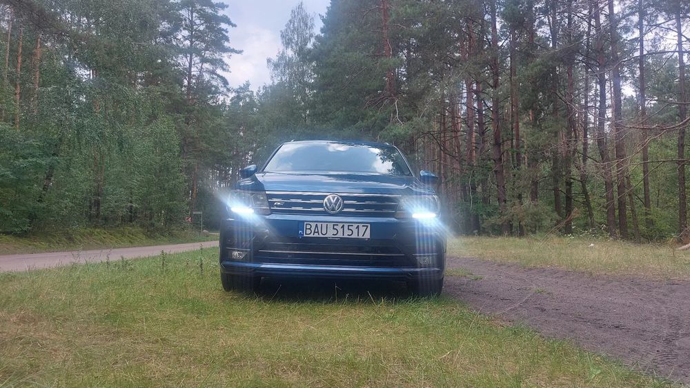 Volkswagen Tiguan Volkswagen Tiguan SEL R-LINE 4MOTION