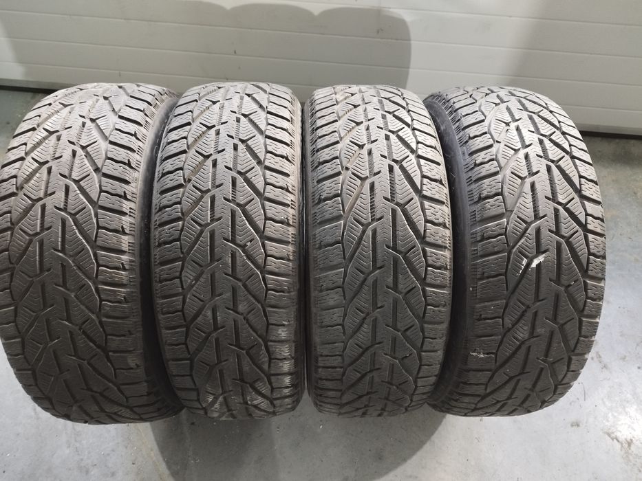 225/60 R17 zimowe