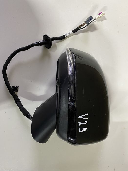 Дзеркало заднього виду праве Volvo XC40 14+1 pin