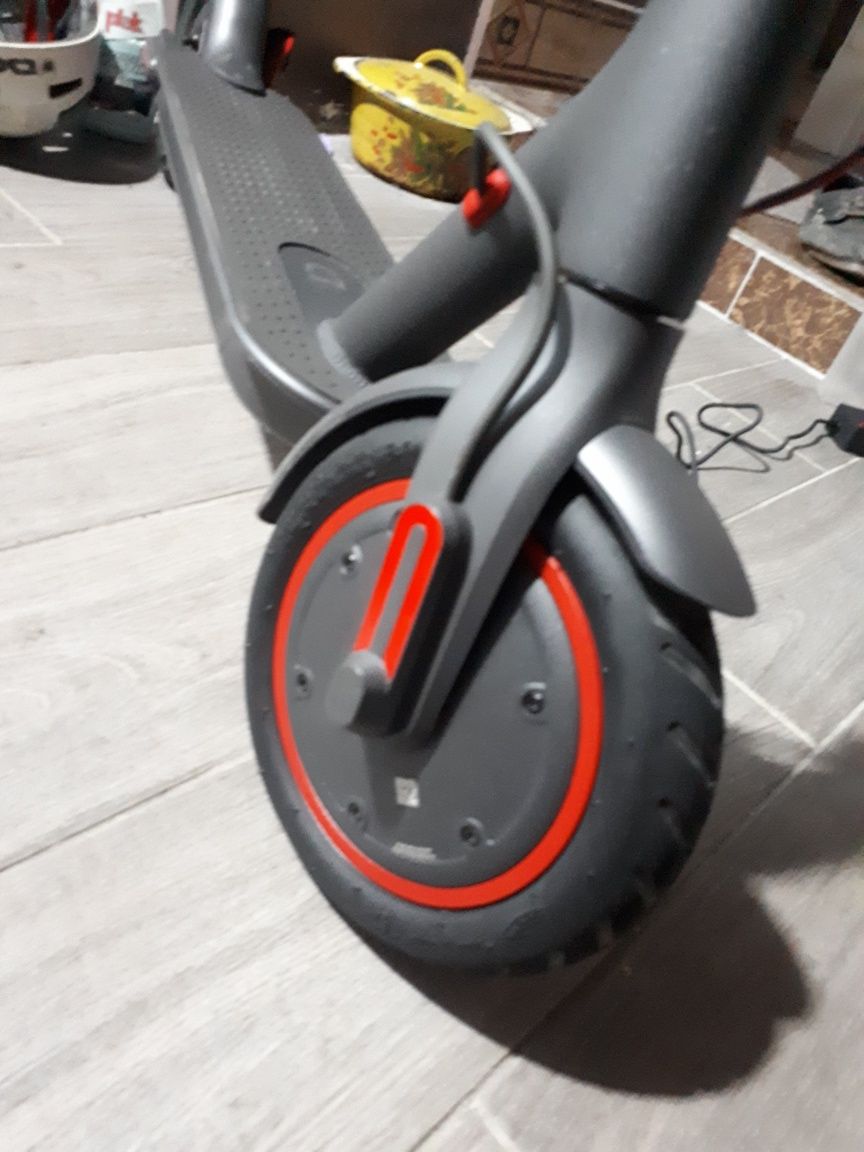 Усиленый Xiaomi electric scooter PRO