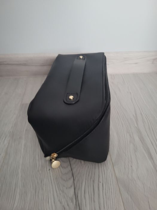 Kosmetyczka Rose of no man's land NOWA