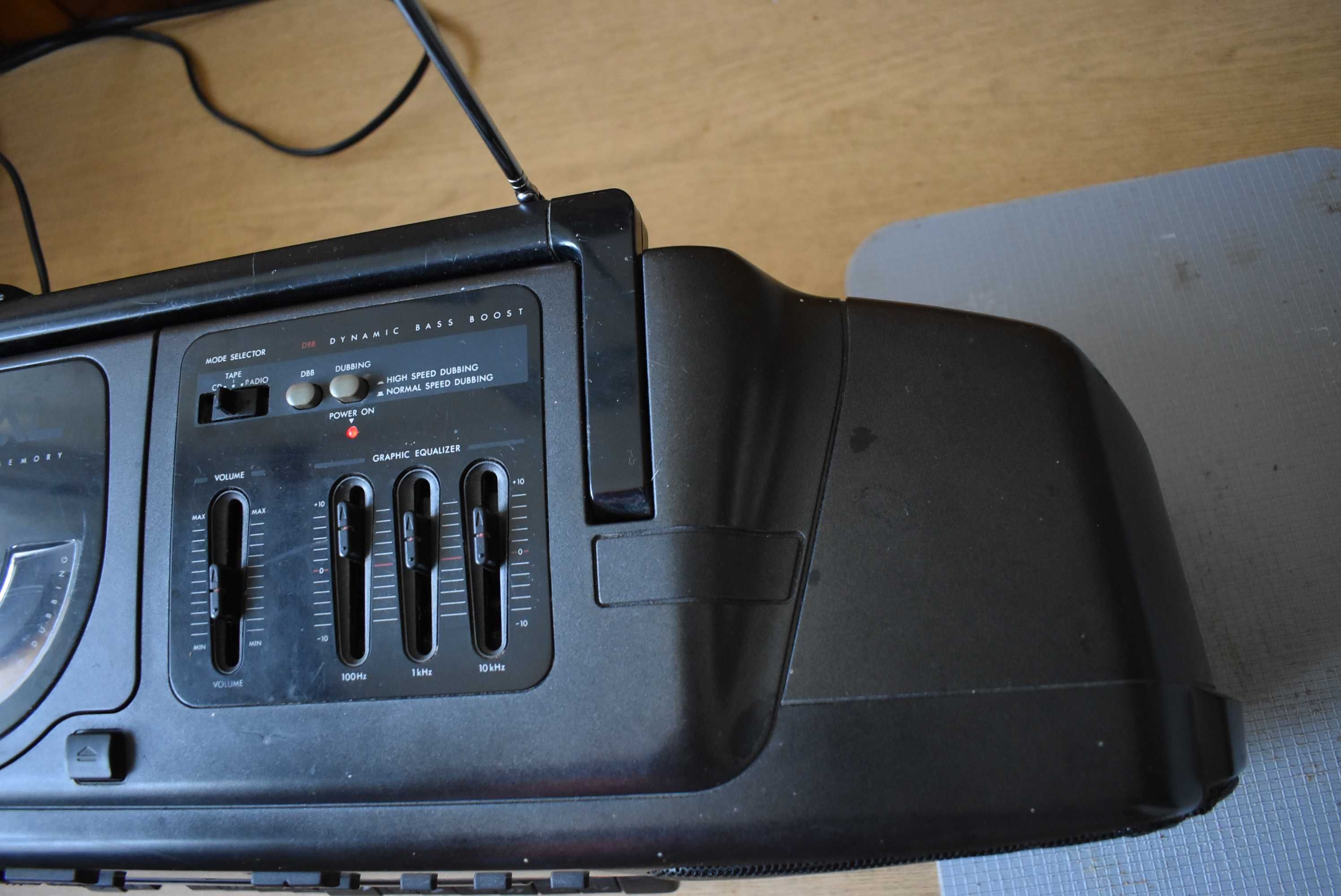 Radiomagnetofon Philips autorewers, cd