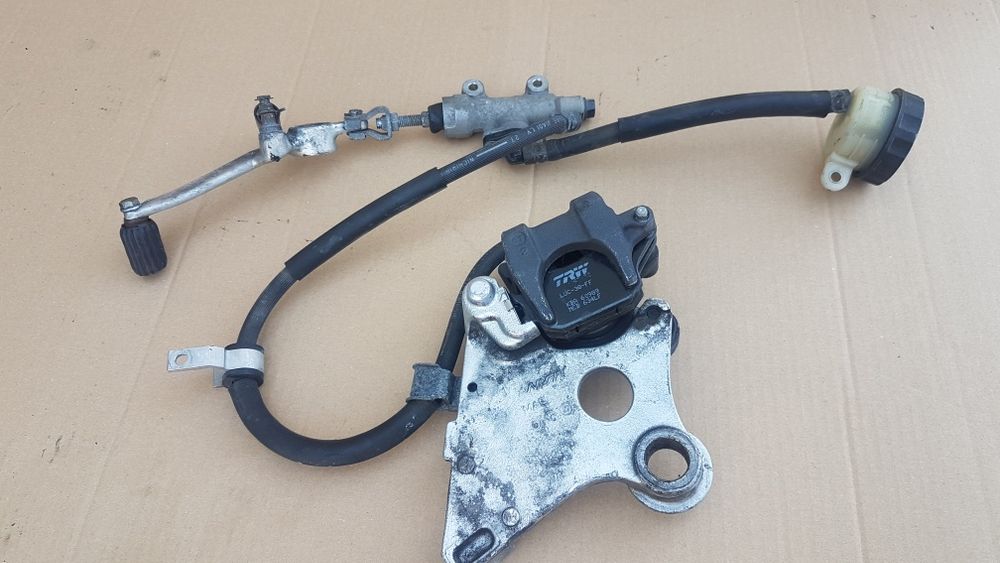 Układ hamulcowy hamulec tył tylny honda cbr 900rr swap quad trw klocki