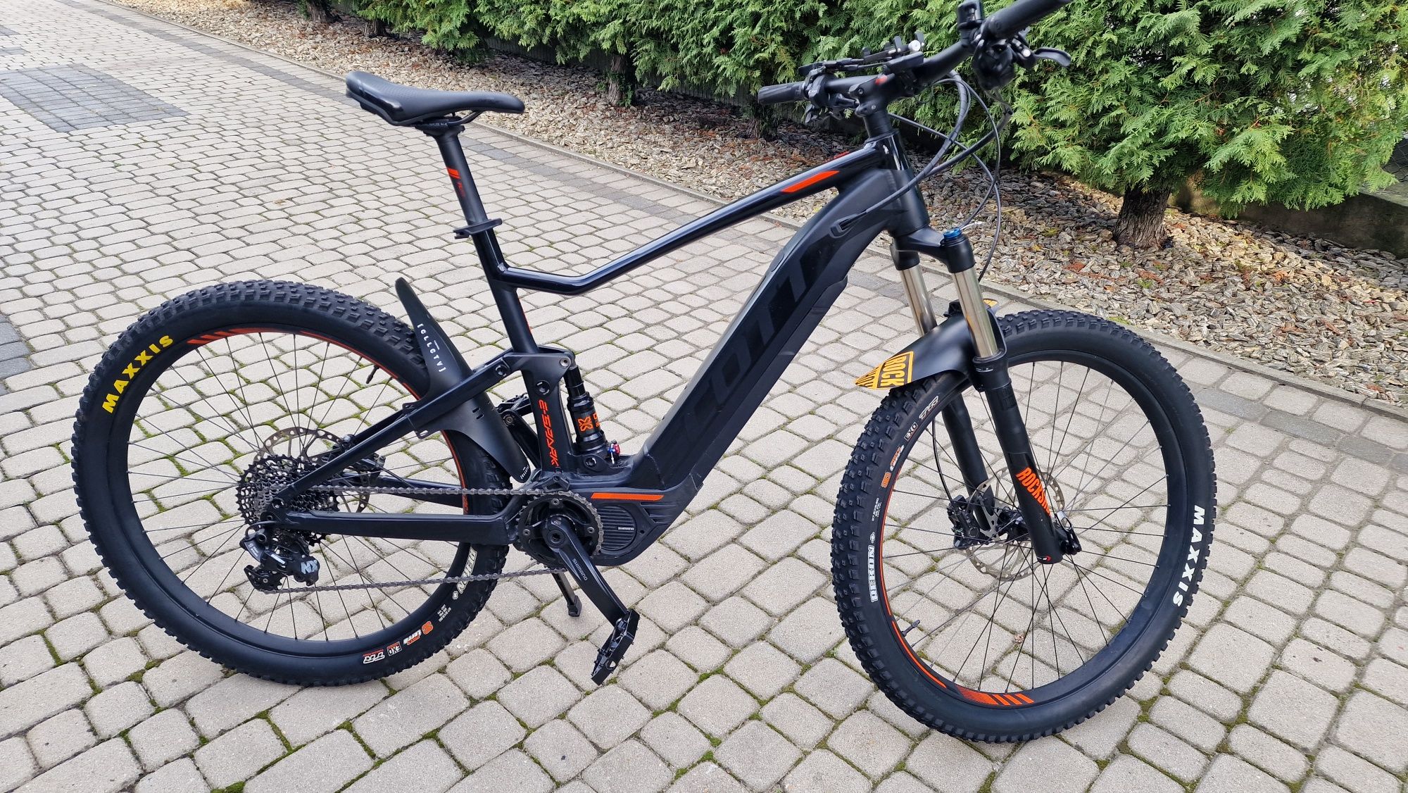 Scott e-spark 730