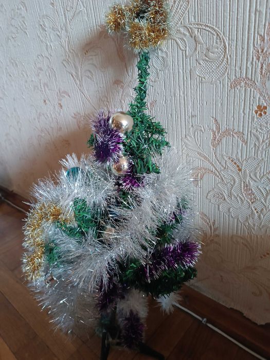 Продам ёлку иску