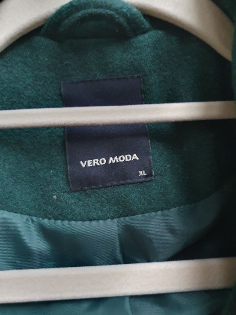 Ciemnozielony płaszcz Vero Moda, r. XL