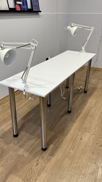 Продам манікюрний стіл