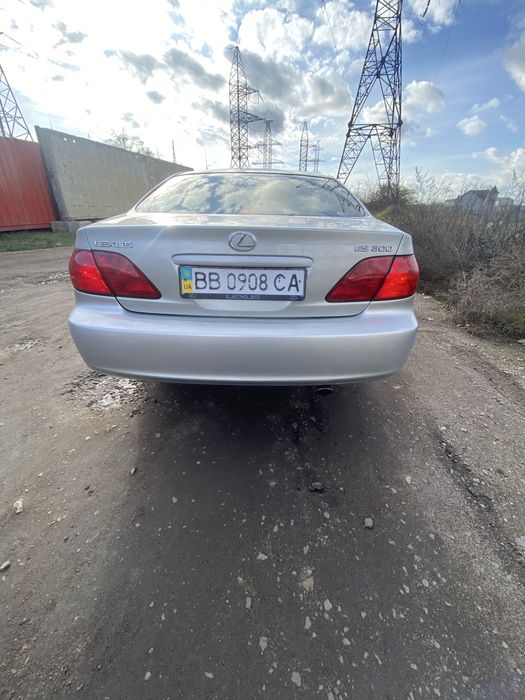 Продам лексус es