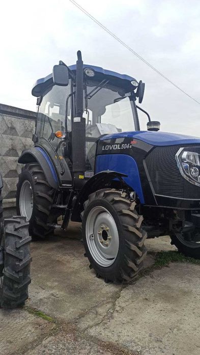 Трактор Ловол 504 Pro з кабіною+ кондиціонер, синхронна коробка