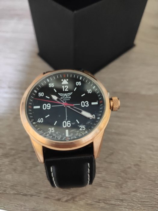 Relógio Aviator novo