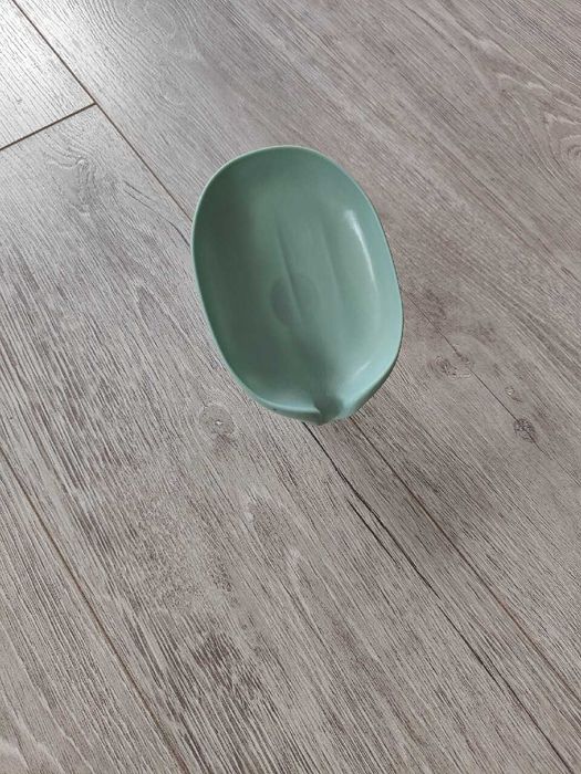 Mydelniczka ociekacz z odpływem