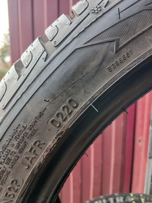 245/40/18 гуд ер как новые лежали в гараже 4 года проехала 2 т