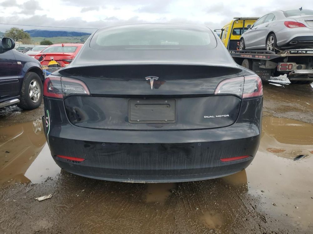 Tesla Model 3 longe range dual motor