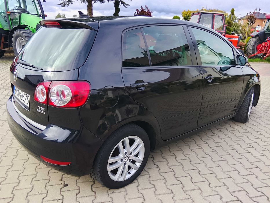 Volkswagen Golf Plus 1.6 TDI 2010 rok 105 km