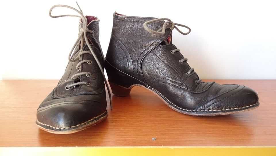Botas vintage muito confortáveis