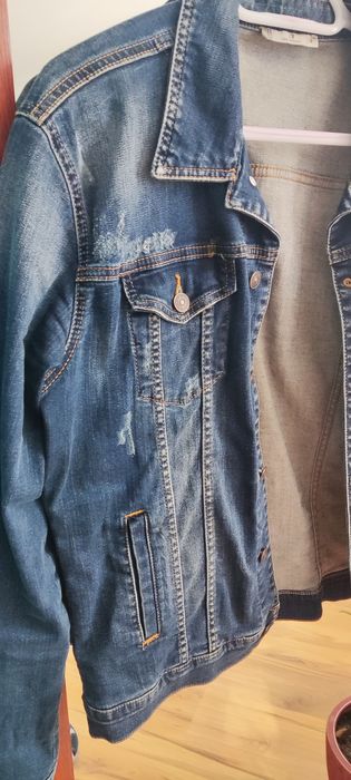 Jeansowa kurtka damska