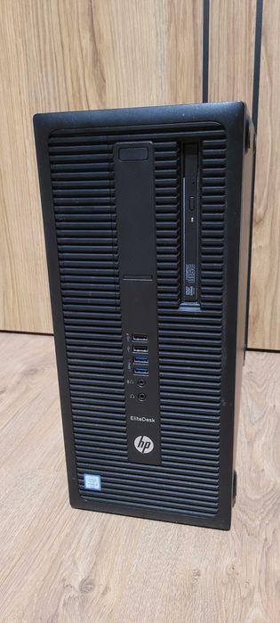 Komputer stacjonarny: i3-6100, 12GB RAM, GTX 1650