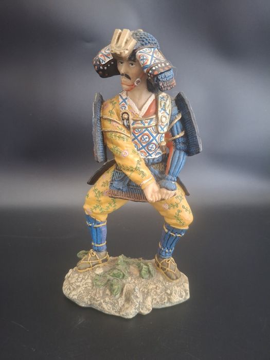 Figurka  samuraj