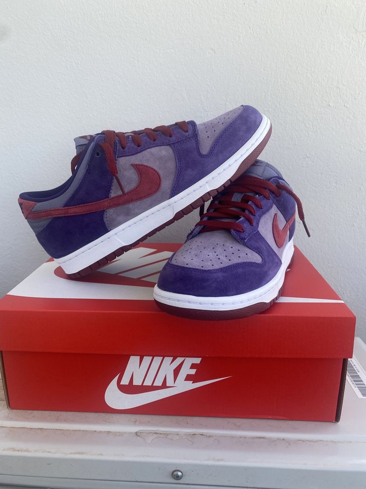 Nike dunk low plum