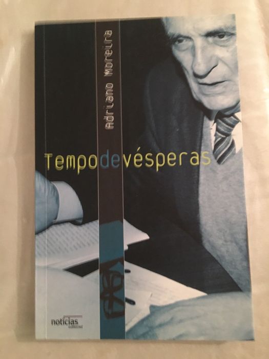 Tempo de Vésperas - Adriano Moreira ()