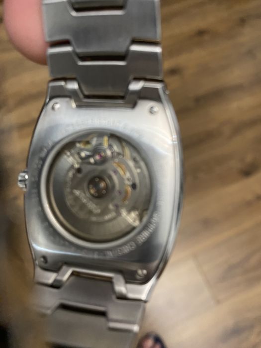 Продам часы