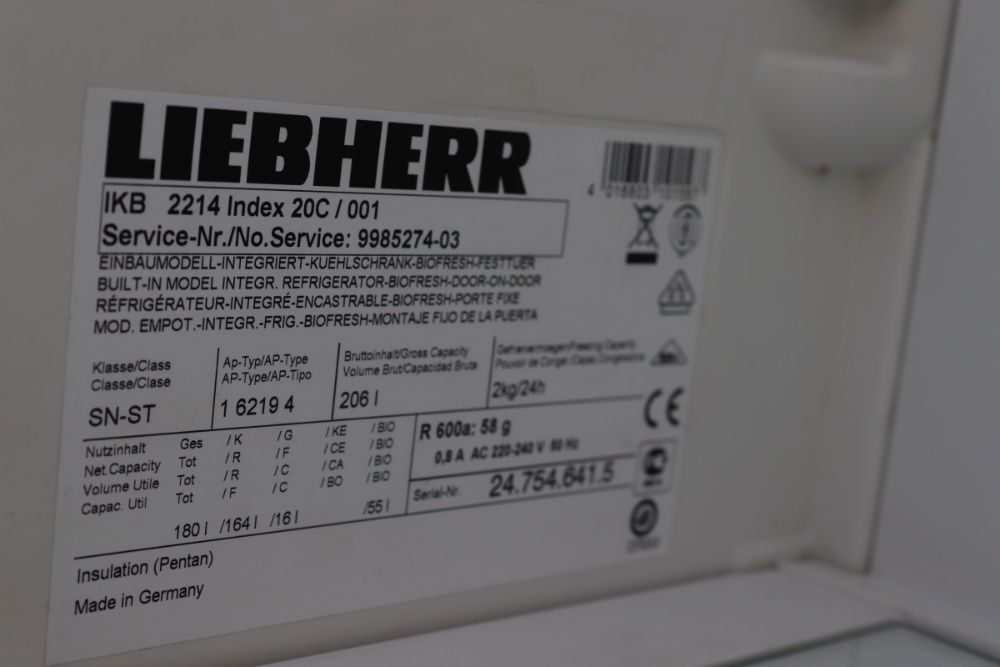 Встраиваемый холодильник Liebherr IKB 2214